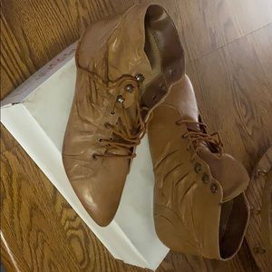 Tan leather booties - women’s size 7b